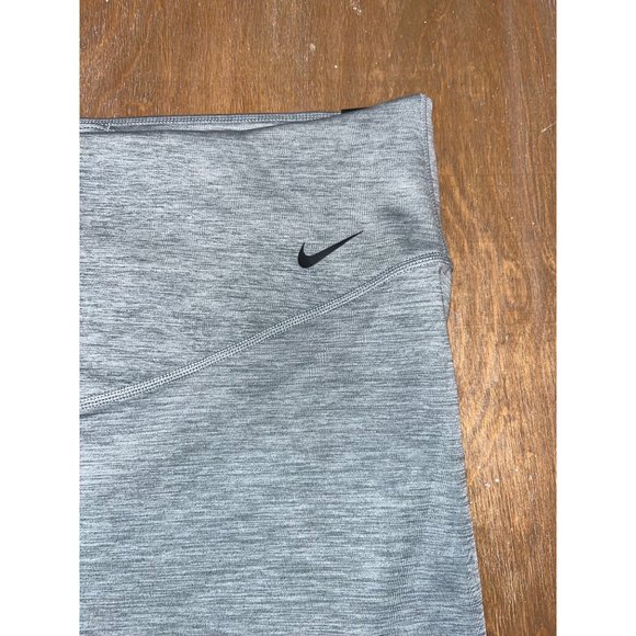 Nike Dri-Fit Grey 7” Bike Shorts Size 3X Mid Rise The Nike One NWT - Picture 3 of 9